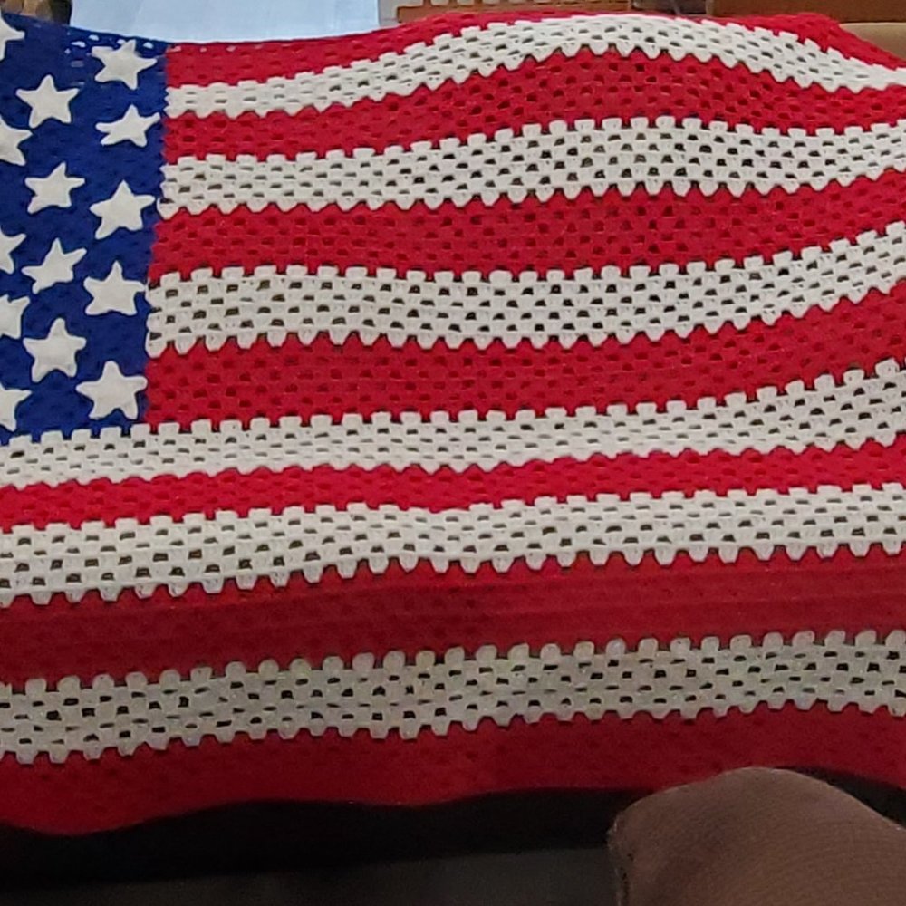 Hand crocheted items - Picture 7 of 11